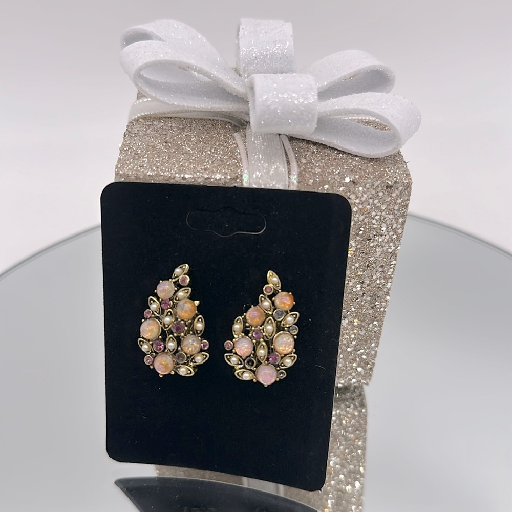 Vintage Estate Opalescent Rhinestone Faux Pearl Earrings Gold Tone